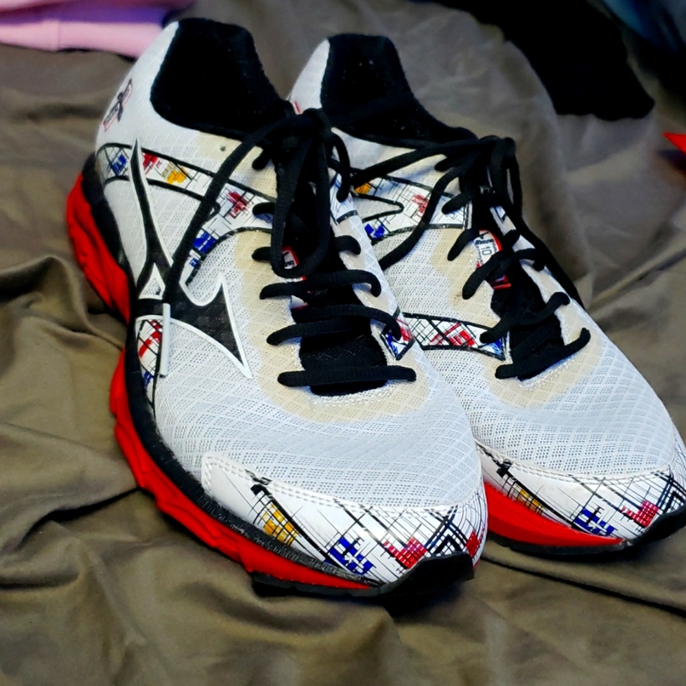 Mizuno wave inspire 10